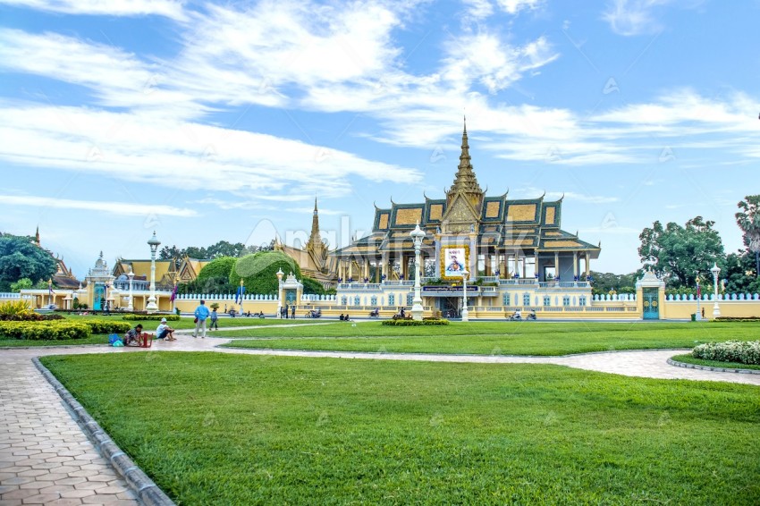 Front Cambodia Royal Palace