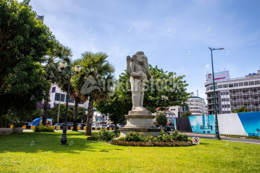 Elephant buddha statue in Phnom Penh - សួនព្រះគណេស
