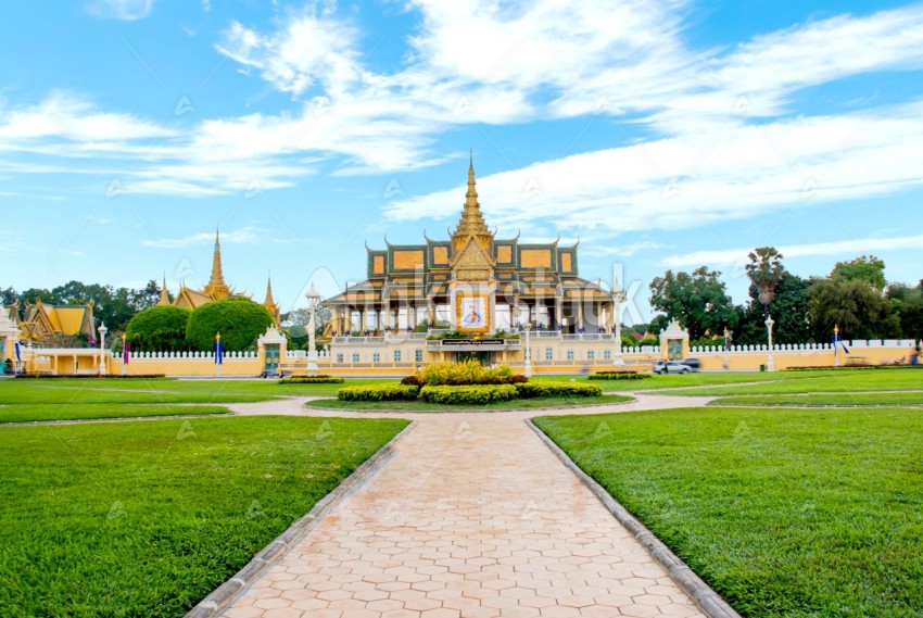 Front Cambodia Royal Palace